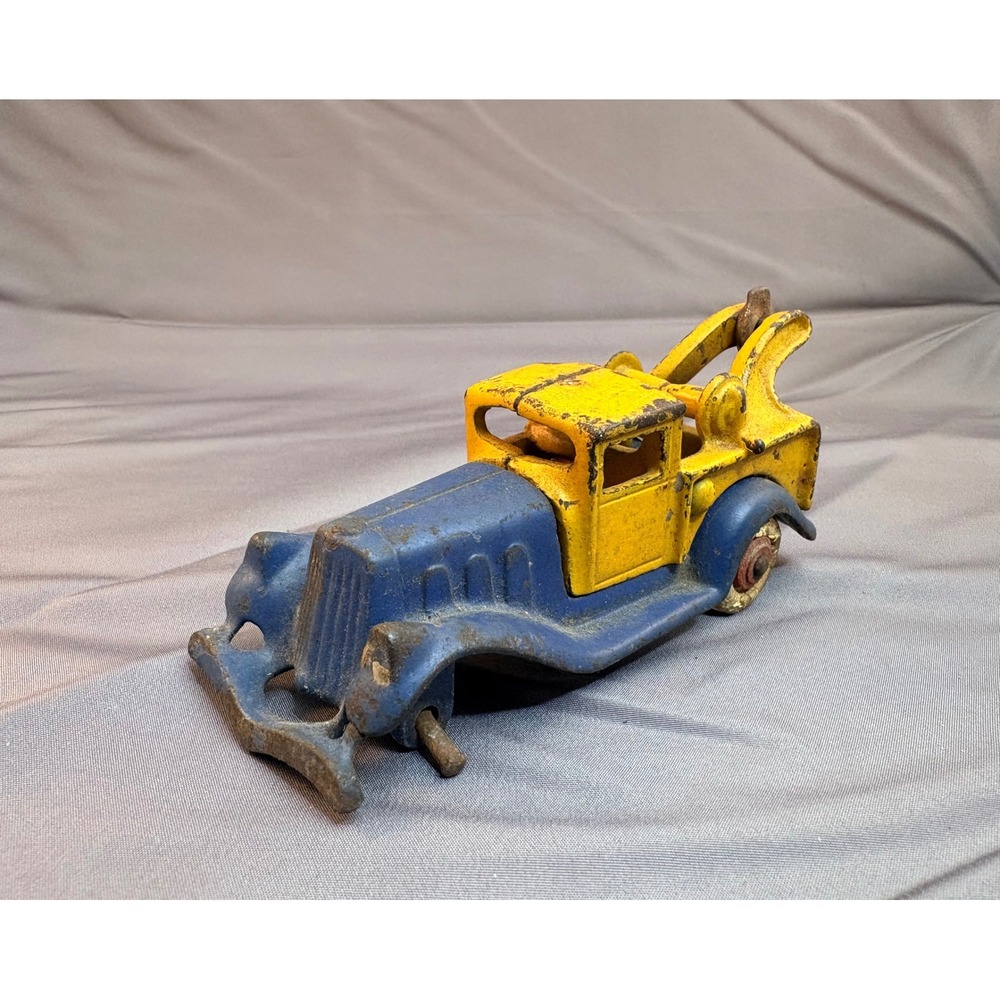 Vintage Hubley Cast Iron Tow Truck Blue Yellow Wrecker Pat 1895968 2088 8 4.75in
